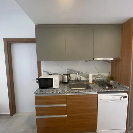 A Cosy Furnished In Gulbahce, With An Amazing Sea And Kite-surf View *