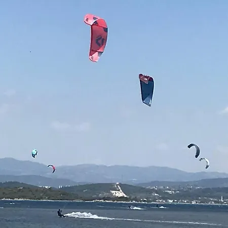A Cosy Furnished In Gulbahce, With An Amazing Sea And Kite-surf View *