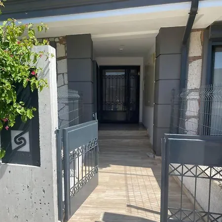 A Cosy Furnished In Gulbahce, With An Amazing Sea And Kite-surf View * Urla